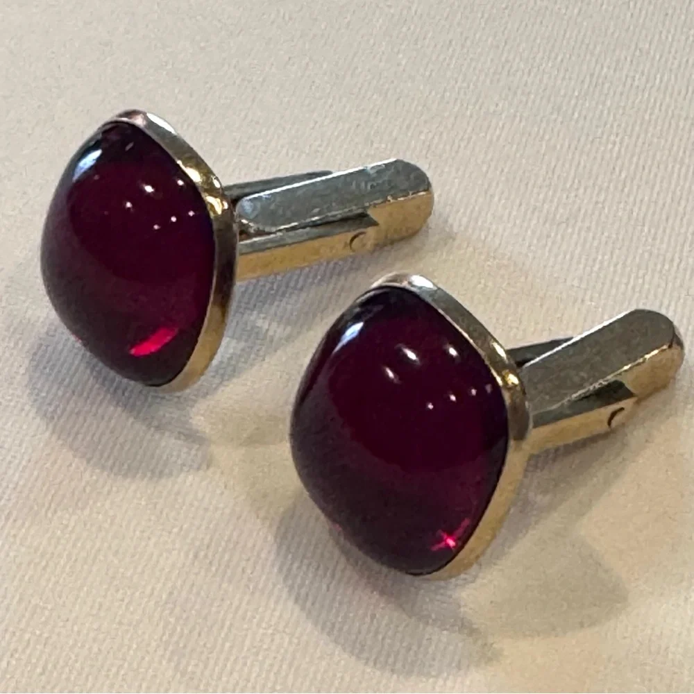 Vintage Red Lucite Cabochon Gold Tone Cufflinks